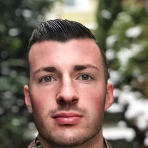 Meet your Posher, Max